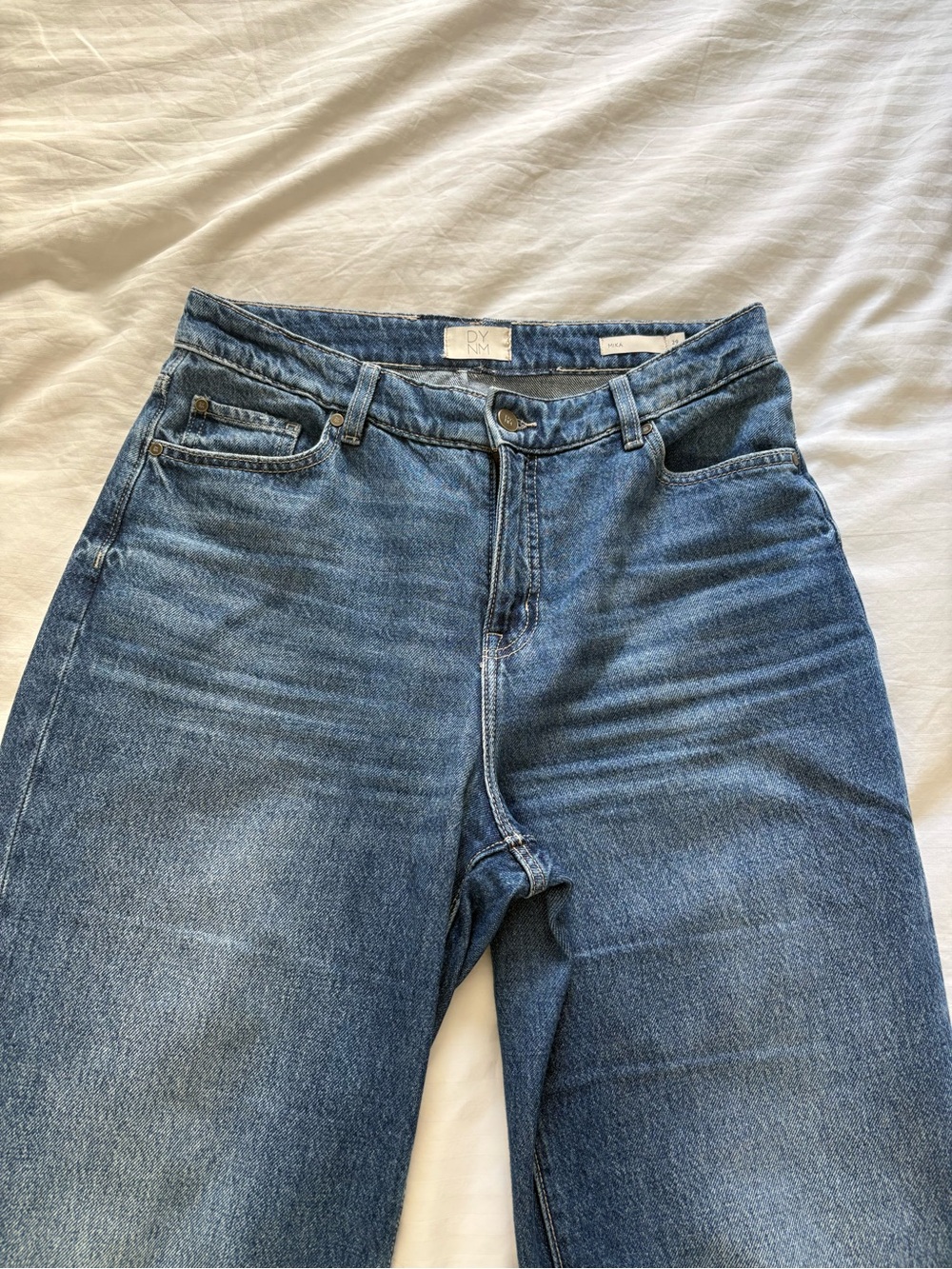 Dynamite Midwash Straight Leg Jeans - Picture 2 of 3